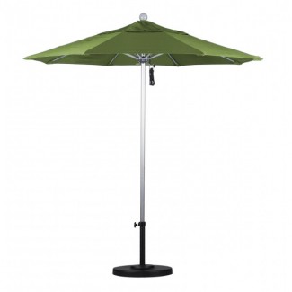 7.5' Octagonal Fiberglass Rib Market Umbrella with Pole Color Option