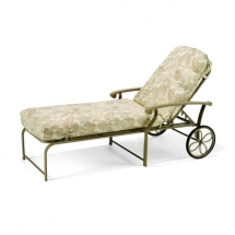madero-cushion-chaise-lounge