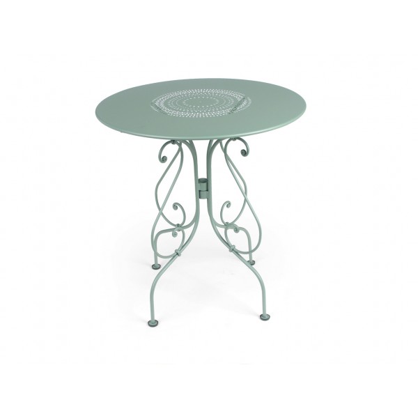 1900 26" Round Bistro Pedestal Table - Perforated Top without Parasol Hole.